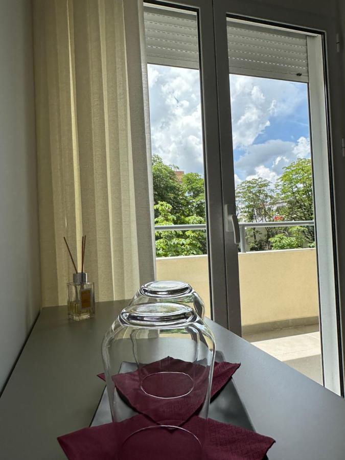 Soin Rooms ティラナ エクステリア 写真
